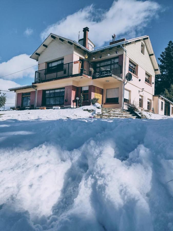 Pinto Casa Hostel & Bar Esquel Zewnętrze zdjęcie