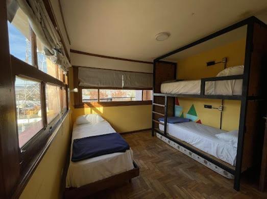 Pinto Casa Hostel & Bar Esquel Zewnętrze zdjęcie