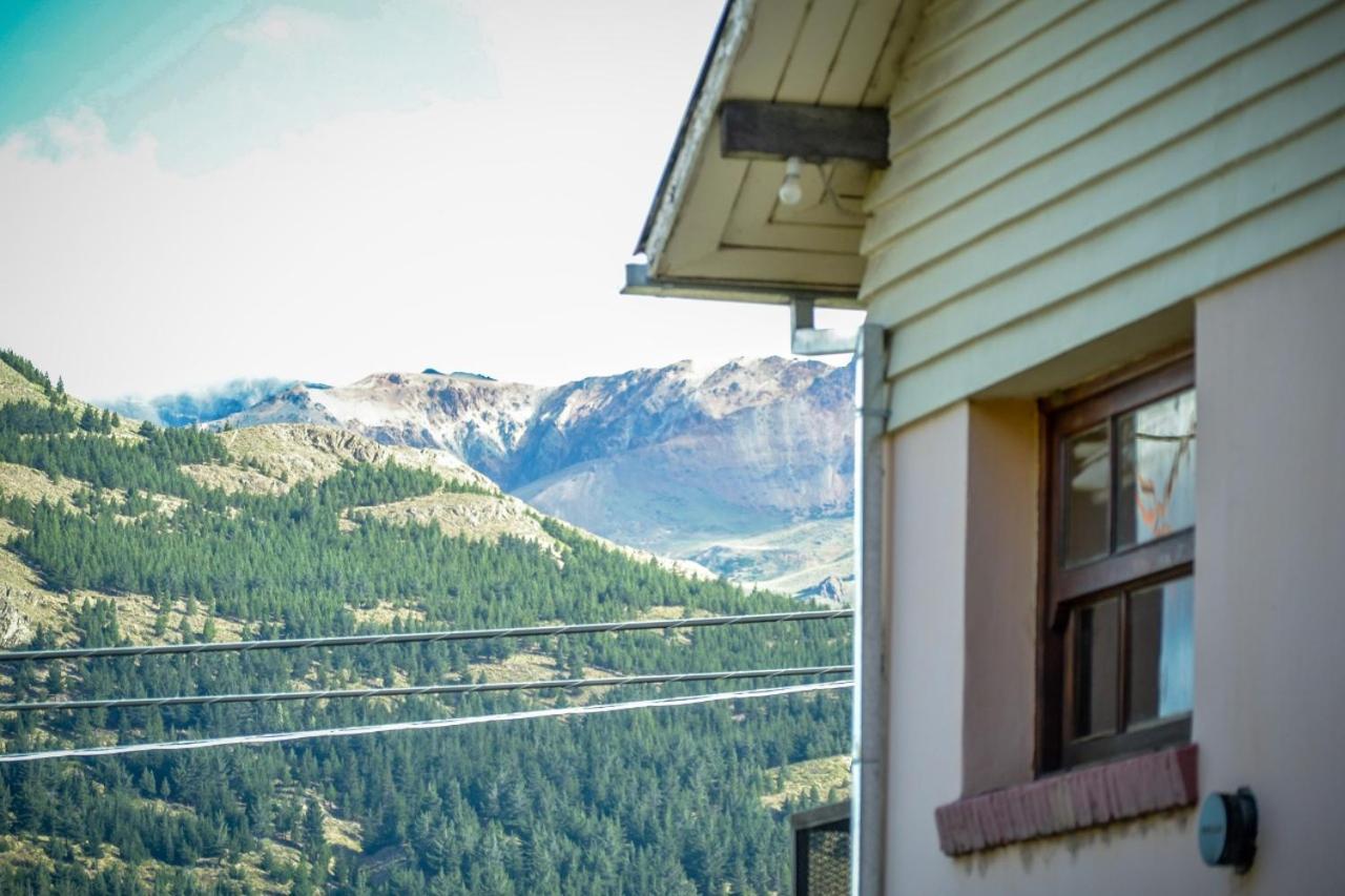 Pinto Casa Hostel & Bar Esquel Zewnętrze zdjęcie